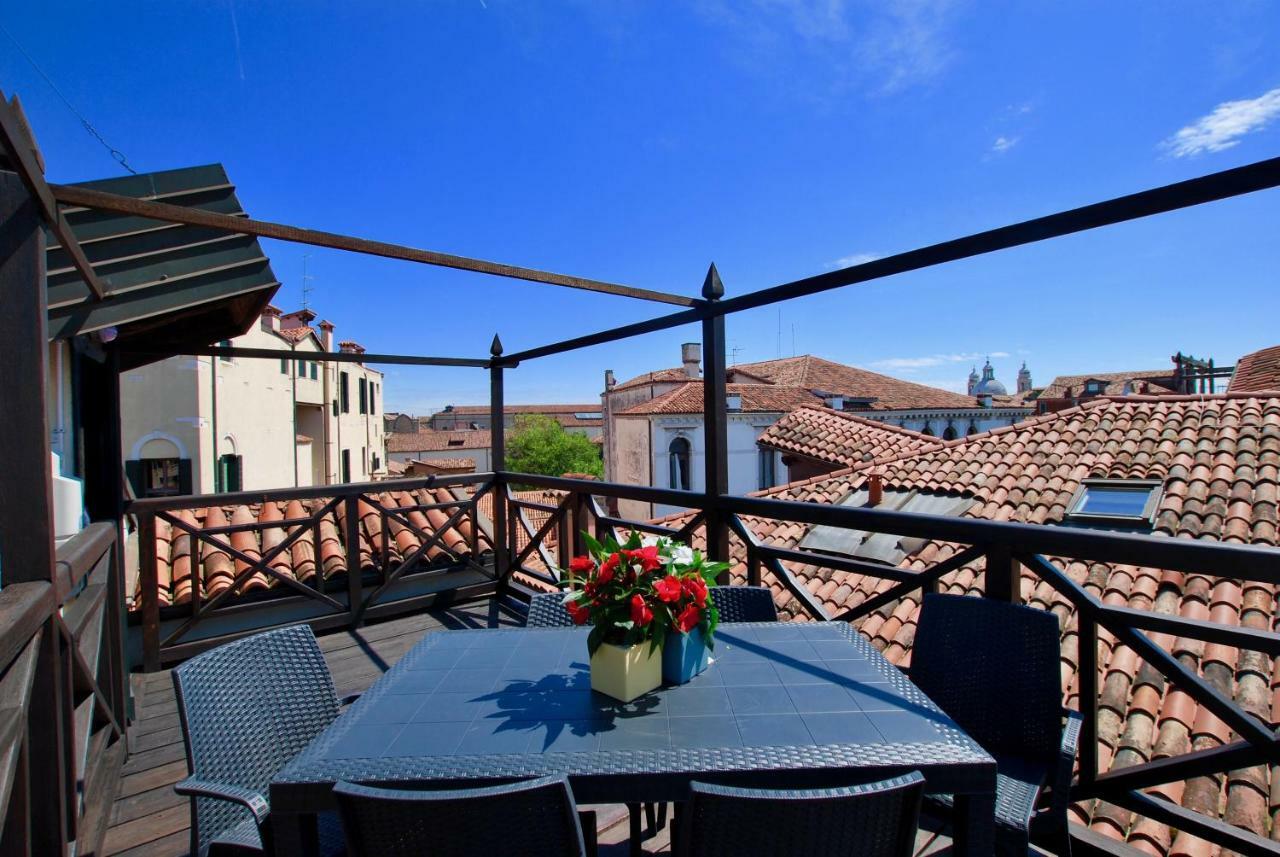 Ca Grimani Private Terrace Apartment Venesia Bagian luar foto